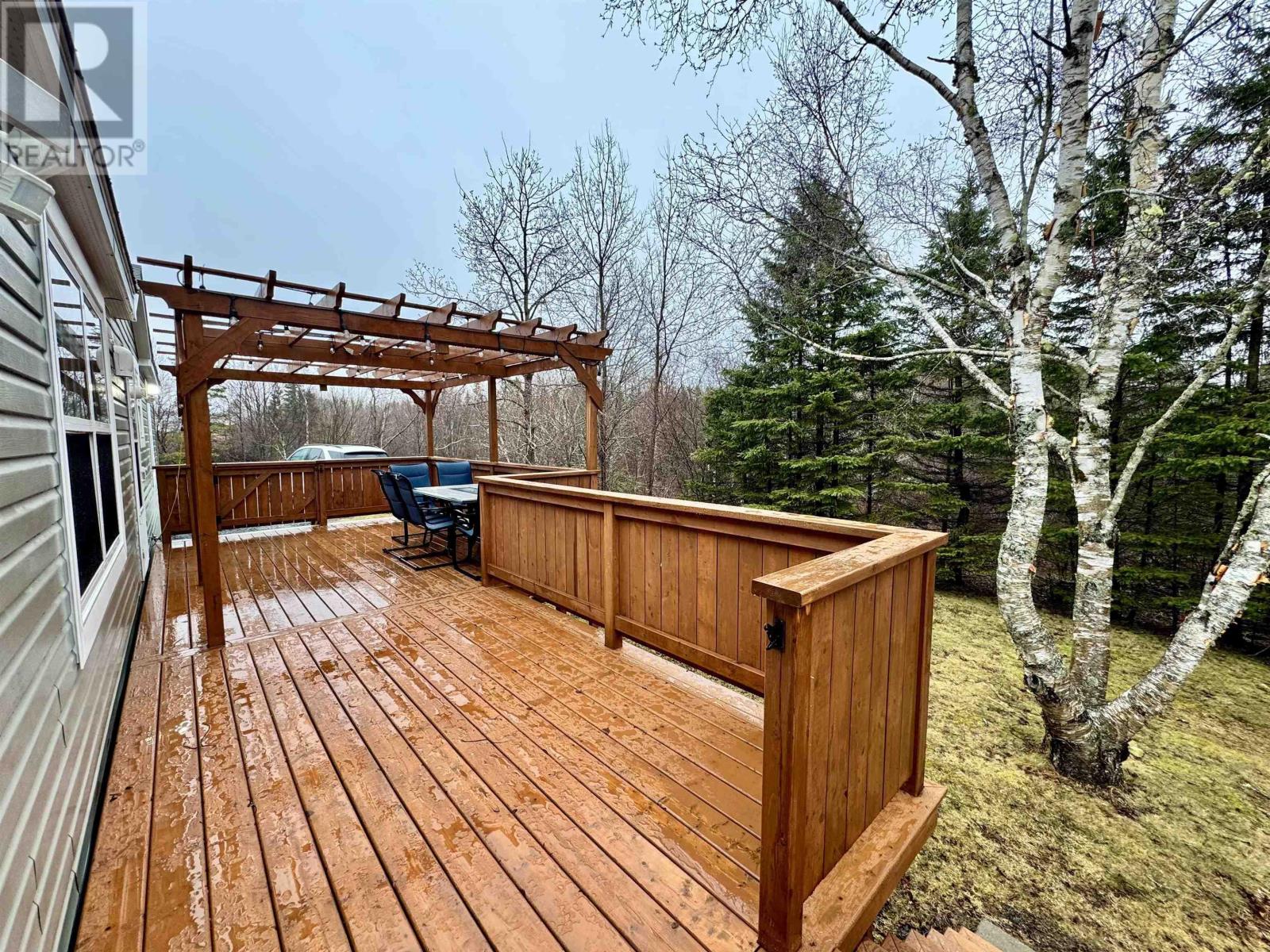 14 Shirley Avenue, Mount Uniacke, Nova Scotia  B0N 1Z0 - Photo 3 - 202607613