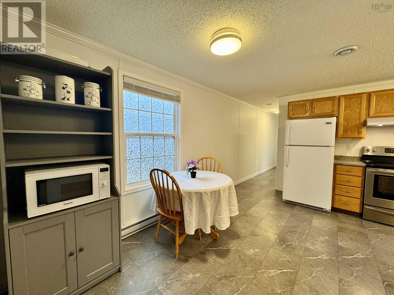 14 Shirley Avenue, Mount Uniacke, Nova Scotia  B0N 1Z0 - Photo 8 - 202607613