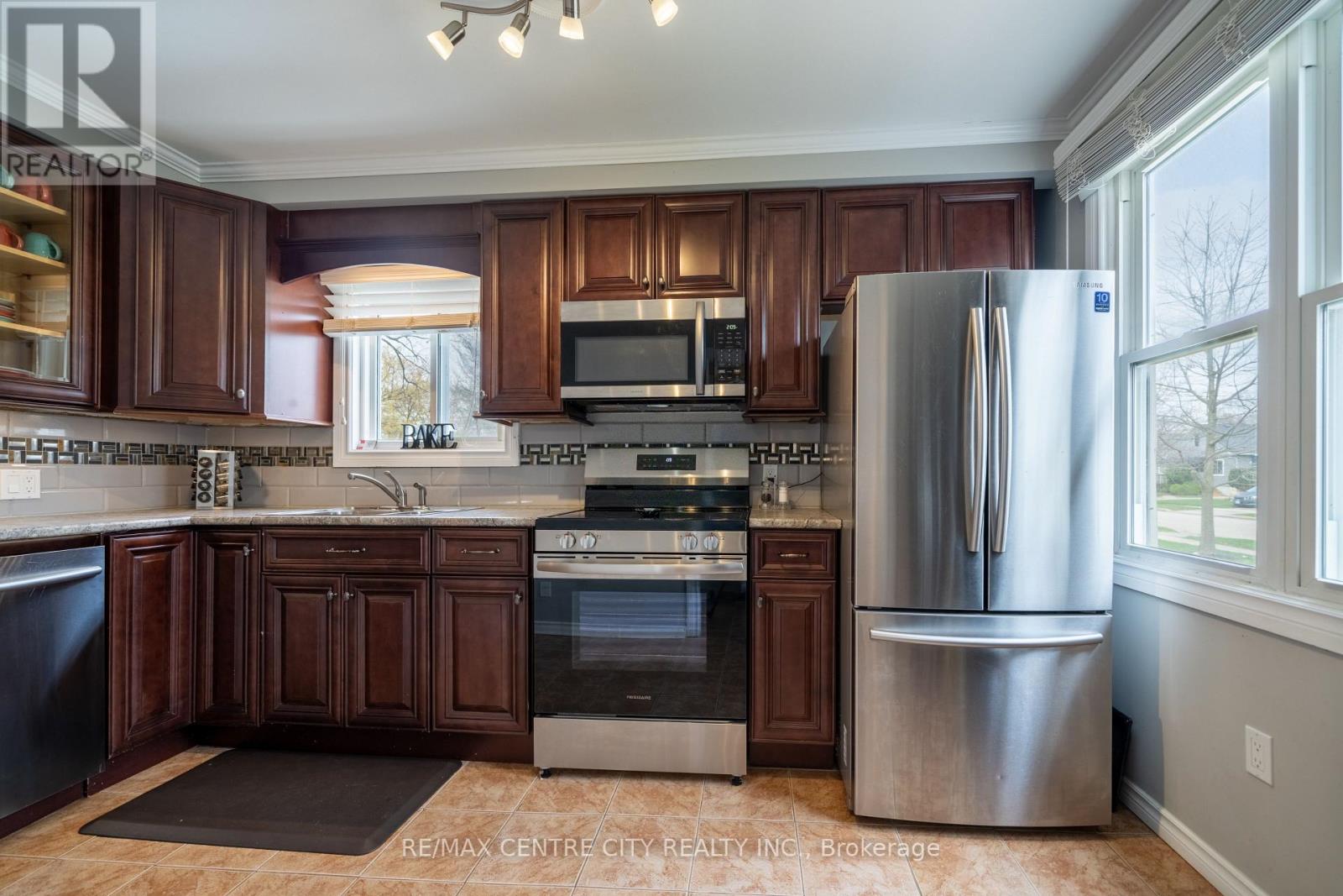 785 Strand Street, London East, Ontario  N5Y 1T2 - Photo 10 - X12994704