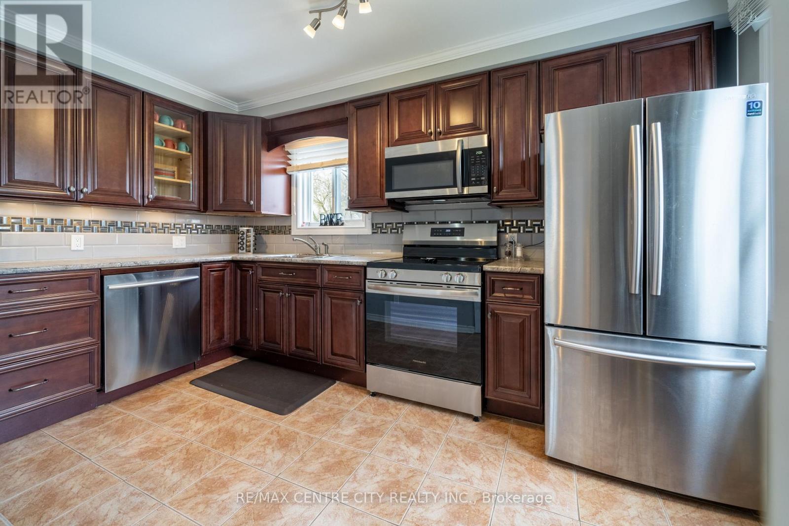 785 Strand Street, London East, Ontario  N5Y 1T2 - Photo 13 - X12994704