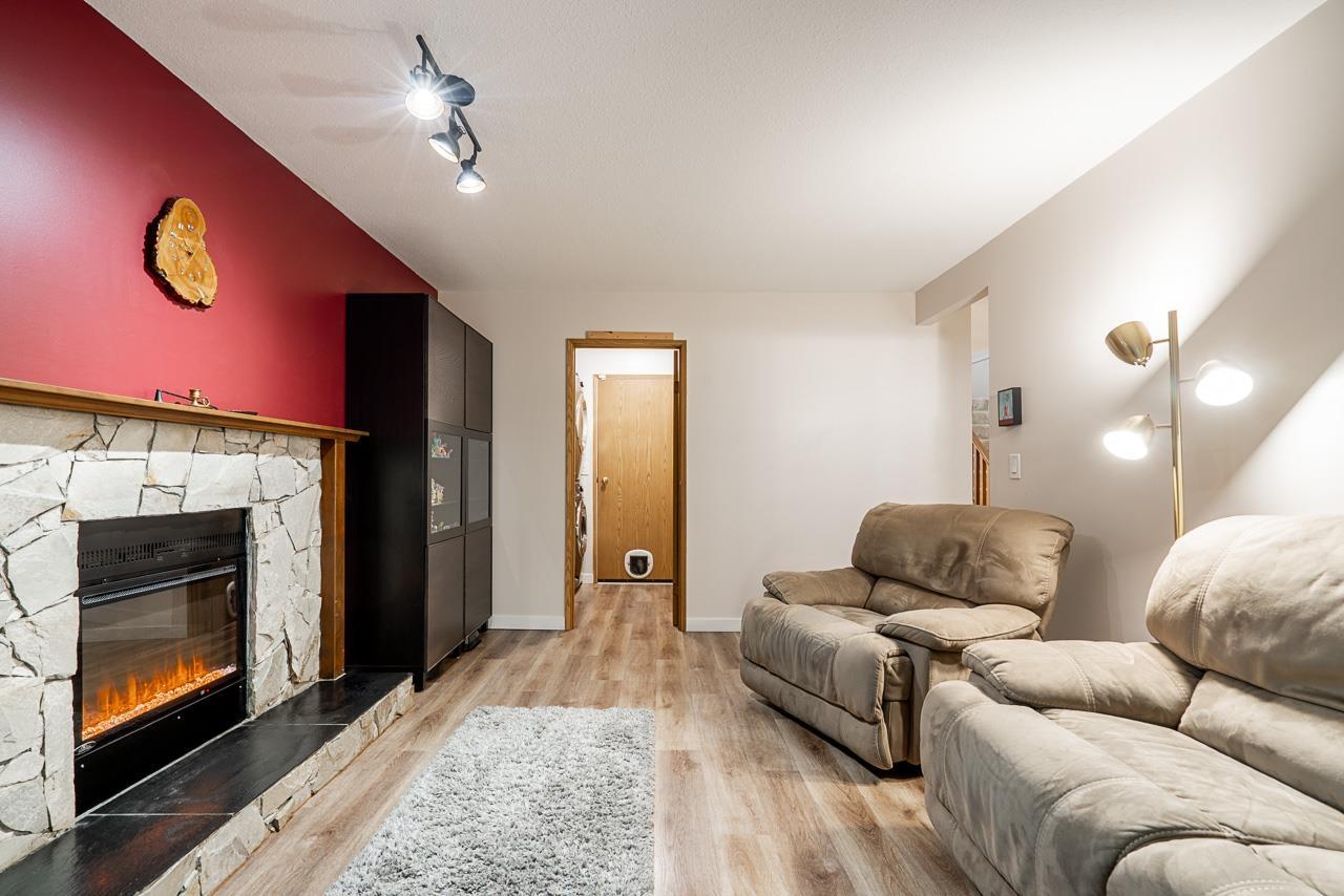 15429 90 Avenue, Surrey, British Columbia  V3R 9J5 - Photo 10 - R3110932