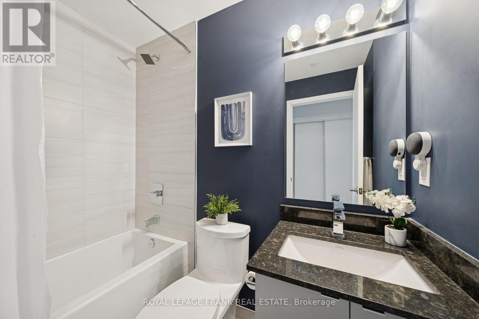 409 - 630 Greenwood Avenue, Toronto, Ontario  M4J 0A8 - Photo 11 - E13006122