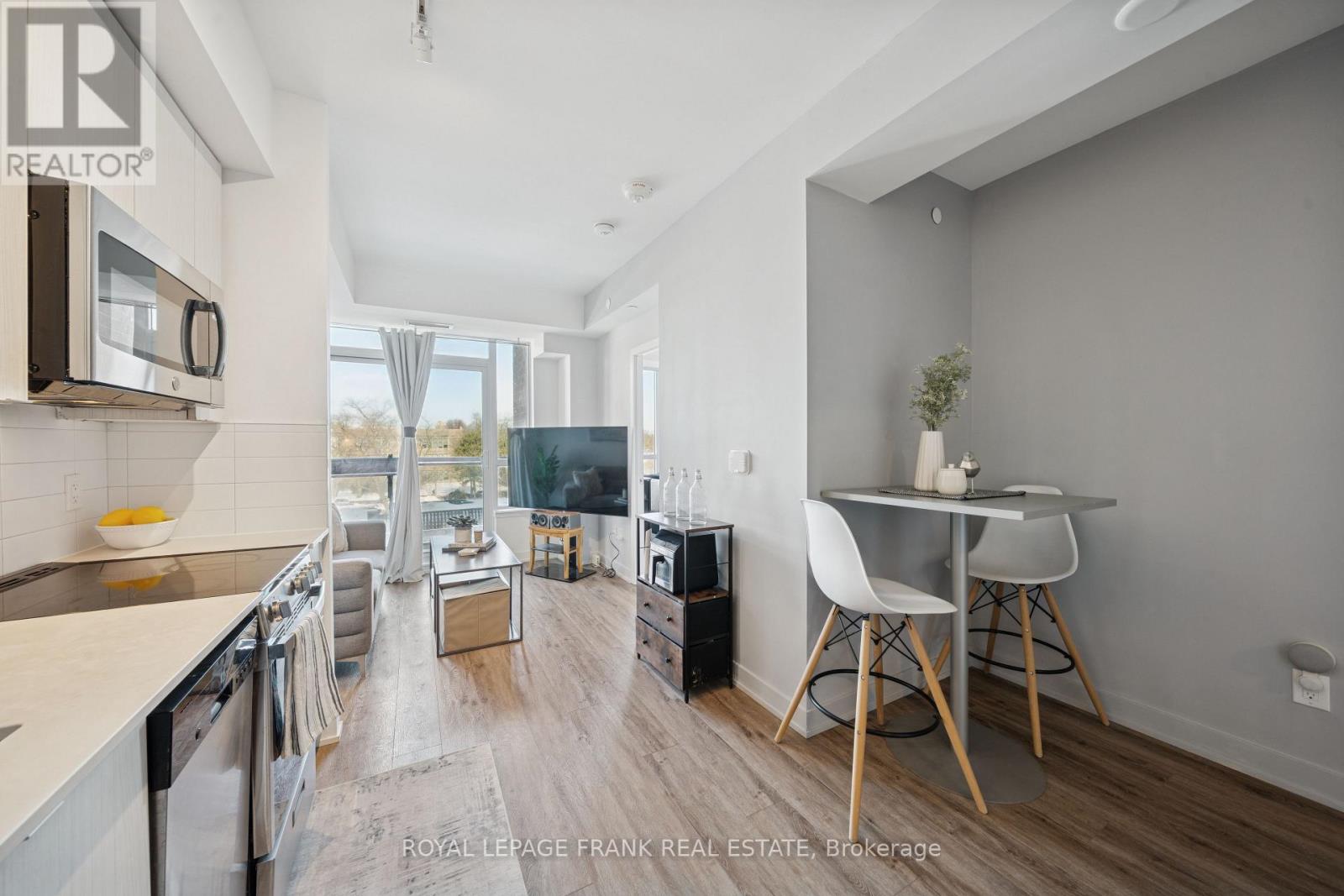 409 - 630 Greenwood Avenue, Toronto, Ontario  M4J 0A8 - Photo 5 - E13006122