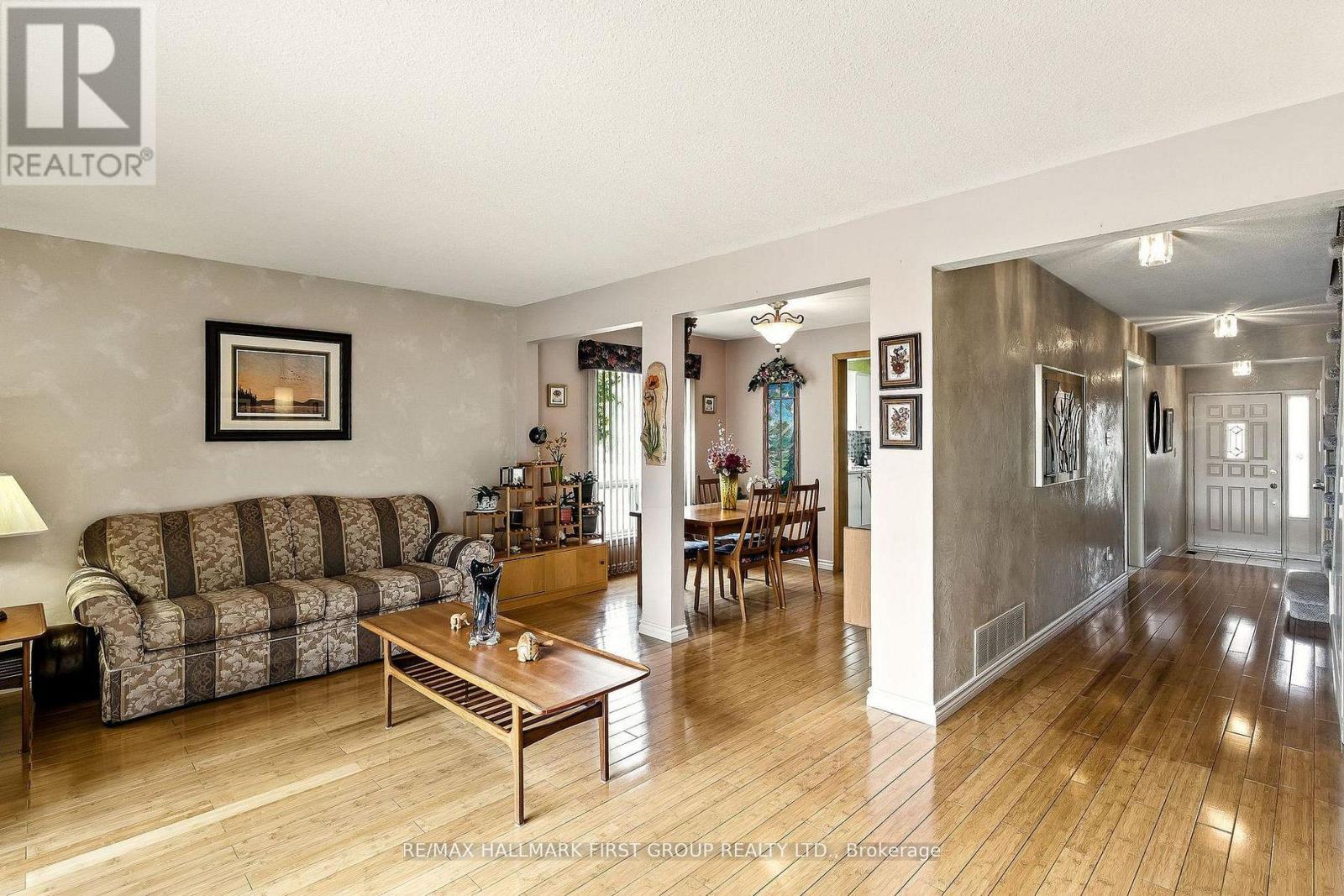 69 White Heather Boulevard, Toronto, Ontario  M1V 1P7 - Photo 3 - E13006126