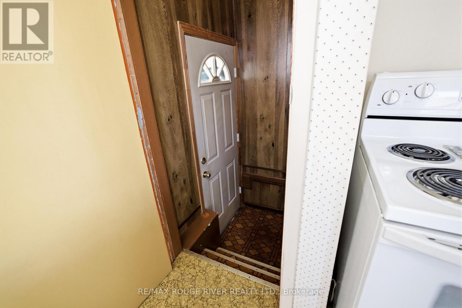 344 Nipigon Street, Oshawa, Ontario  L1J 4N9 - Photo 23 - E13006280