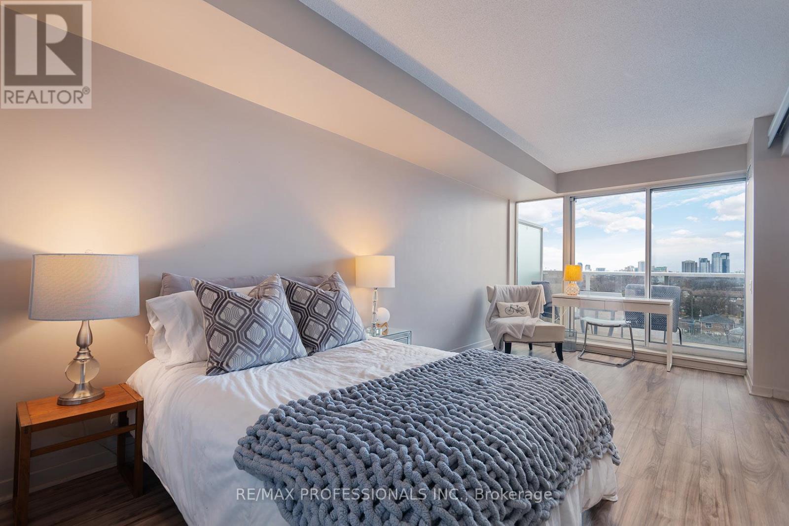 704 - 1040 The Queensway, Toronto, Ontario M8Z 0A7 - Photo 30 - W13005450