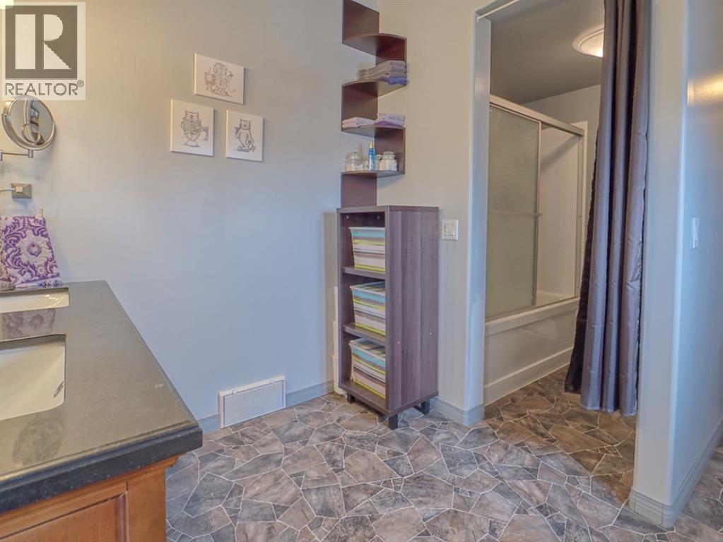 223025 Township Road 280, Rural Kneehill County, Alberta  T0M 0L0 - Photo 19 - A2290809