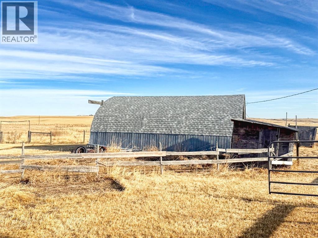 223025 Township Road 280, Rural Kneehill County, Alberta  T0M 0L0 - Photo 5 - A2290809