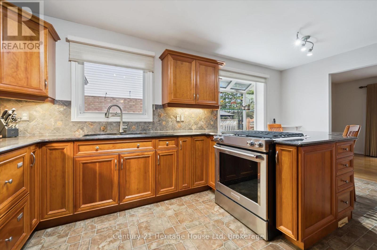 41 Thomas Boulevard, Centre Wellington, Ontario  N0B 1S0 - Photo 15 - X13006128