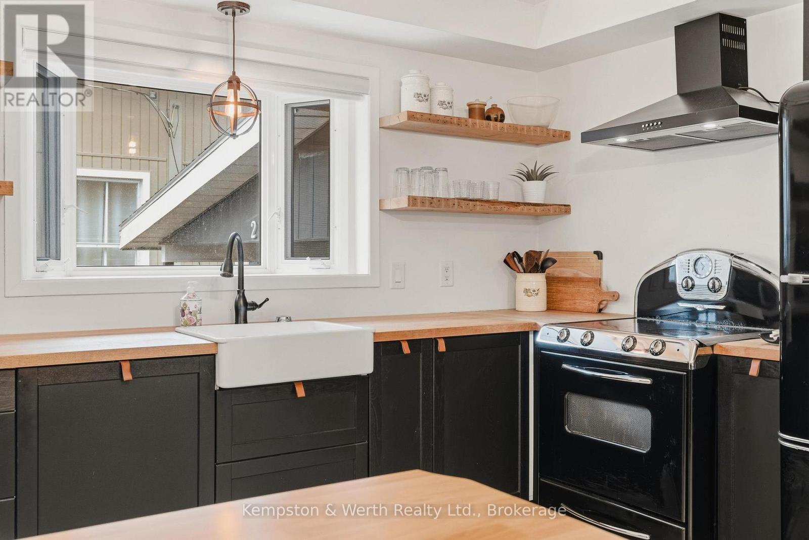 260 Binning Street W, North Perth, Ontario  N4W 1G5 - Photo 14 - X13006184