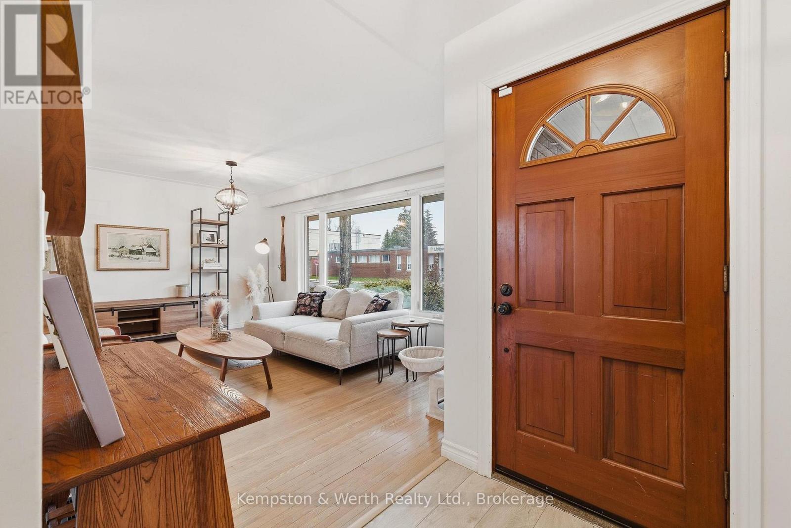 260 Binning Street W, North Perth, Ontario  N4W 1G5 - Photo 7 - X13006184