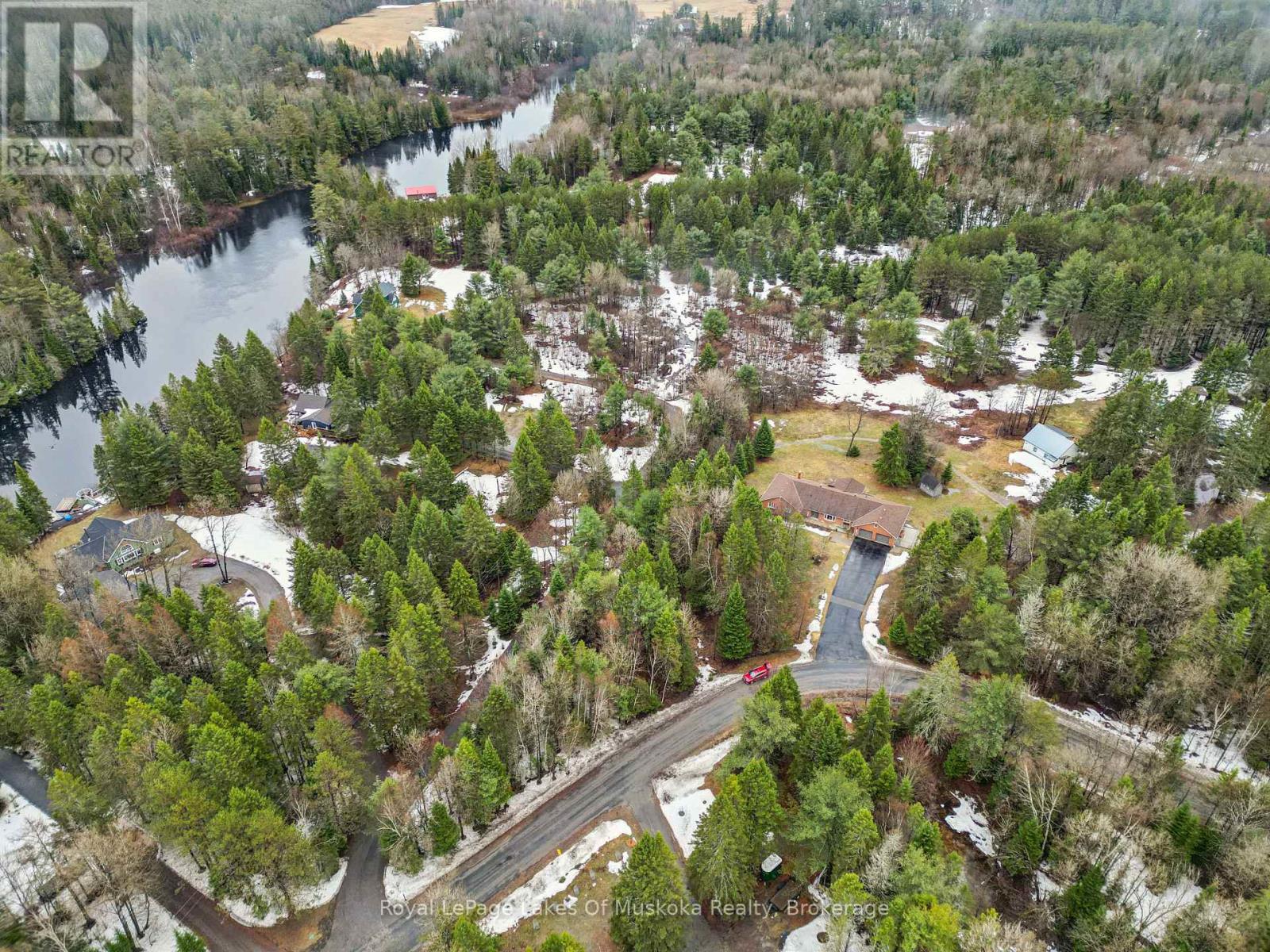 87 Laneige Avenue, Huntsville, Ontario  P0B 1L0 - Photo 43 - X13006240