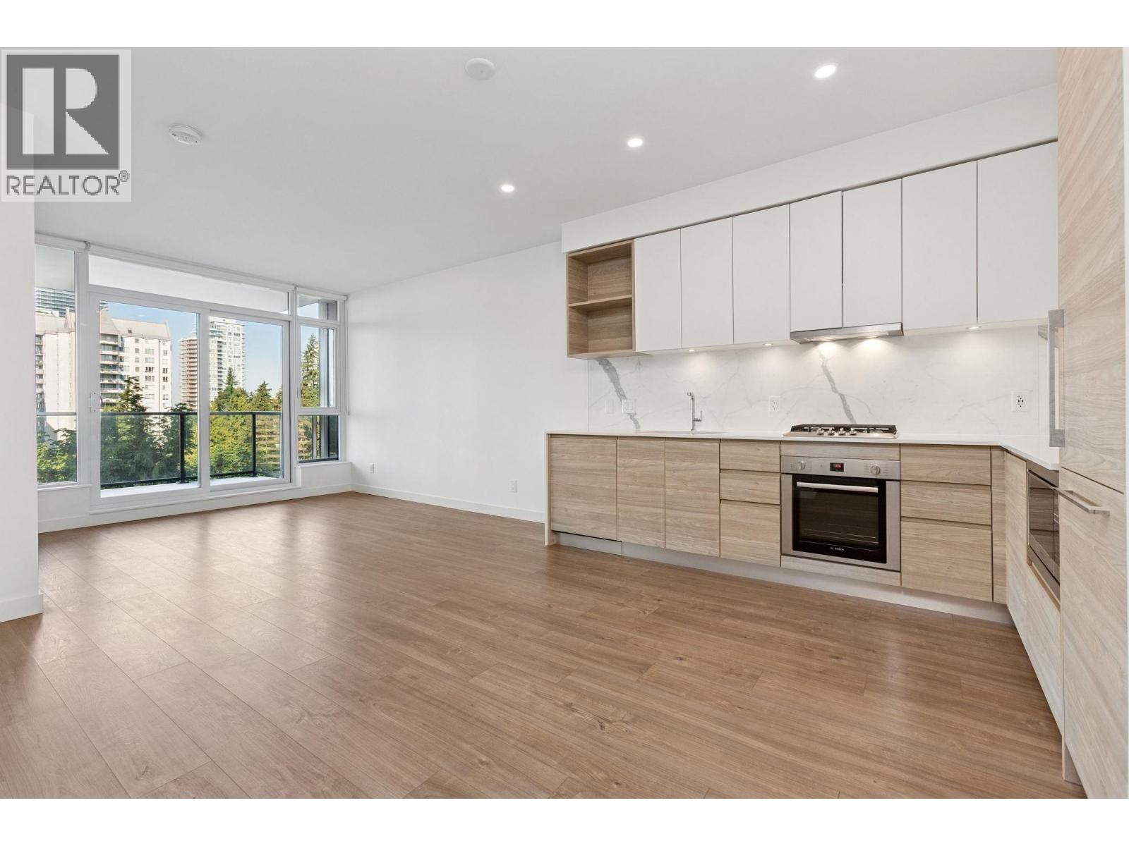 708 585 Austin Avenue, Coquitlam, British Columbia V3K 0G6 - Photo 4 - R3112223