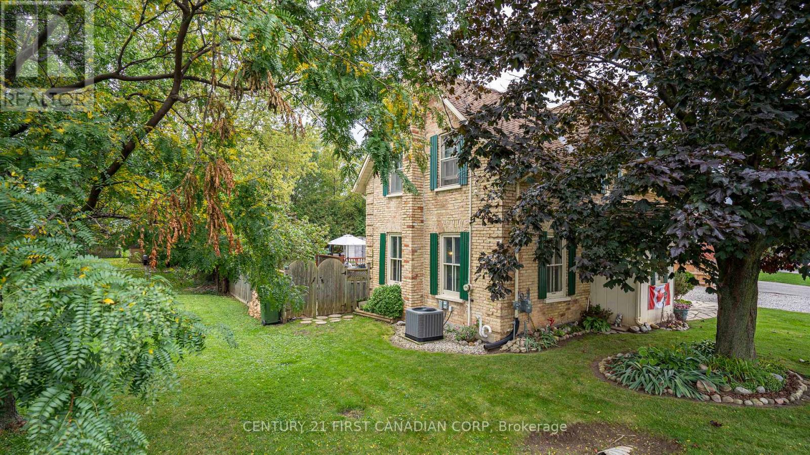 1 Fairview Avenue, St. Thomas, Ontario  N5R 4X2 - Photo 5 - X13006298