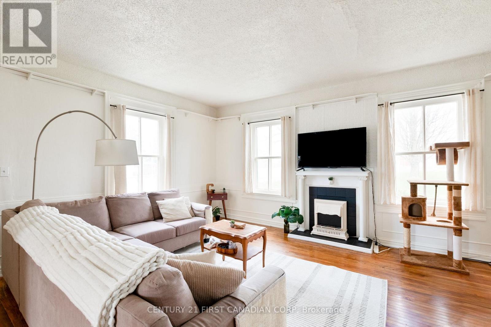 1 Fairview Avenue, St. Thomas, Ontario  N5R 4X2 - Photo 9 - X13006298