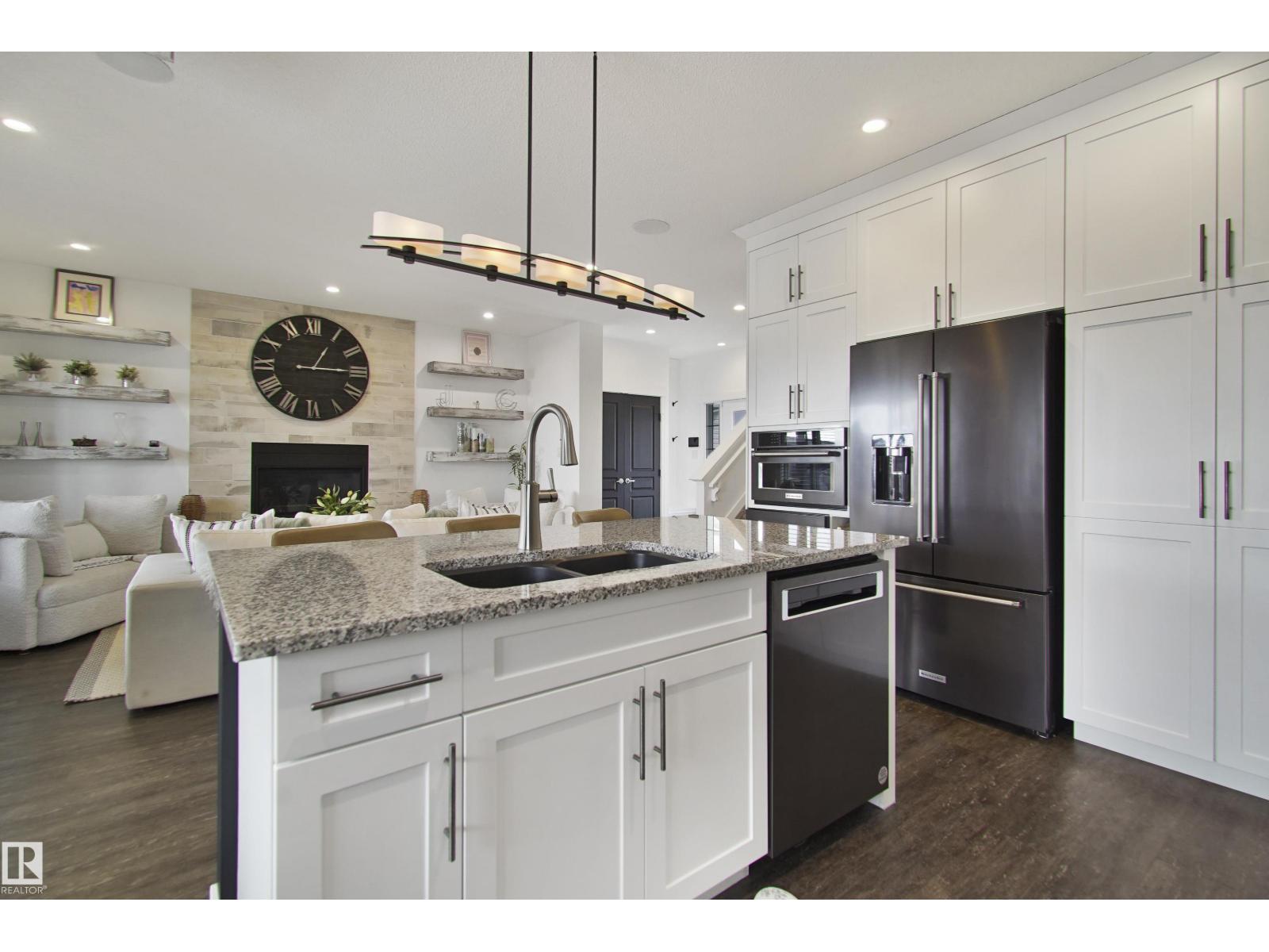 1116 Sandstone Bv, Sherwood Park, Alberta  T8H 0Z5 - Photo 5 - E4482539