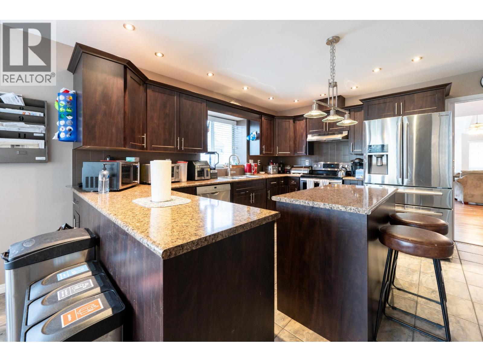 102 Viscount Place, New Westminster, British Columbia  V3M 6L4 - Photo 38 - R3112238