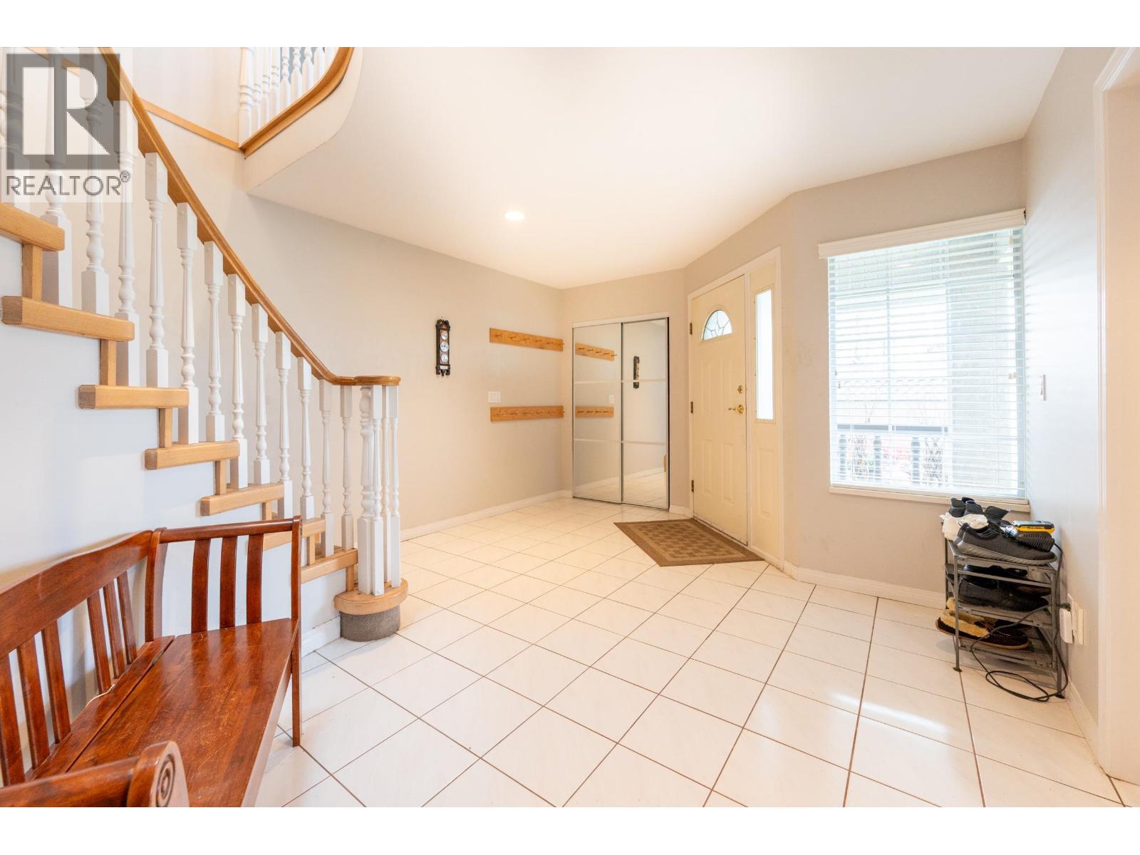 102 Viscount Place, New Westminster, British Columbia  V3M 6L4 - Photo 7 - R3112238