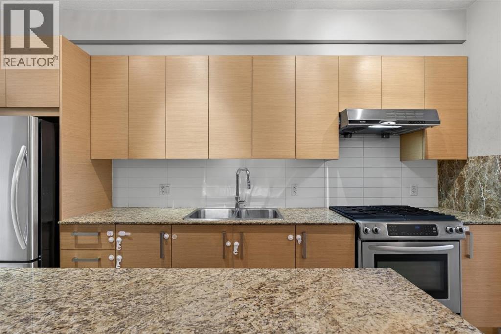 7 5881 Irmin Street, Burnaby, British Columbia  V5J 0C5 - Photo 3 - R3112250