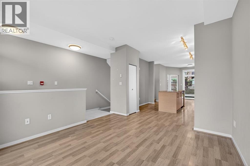 7 5881 Irmin Street, Burnaby, British Columbia  V5J 0C5 - Photo 5 - R3112250