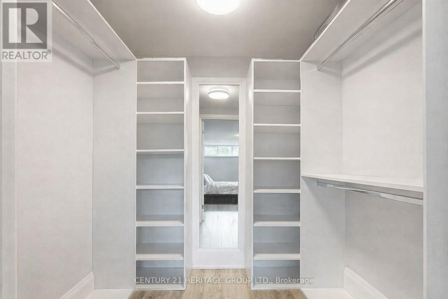 Lower - 29 Manadon Drive, Toronto, Ontario  M2M 1W8 - Photo 11 - C13006142