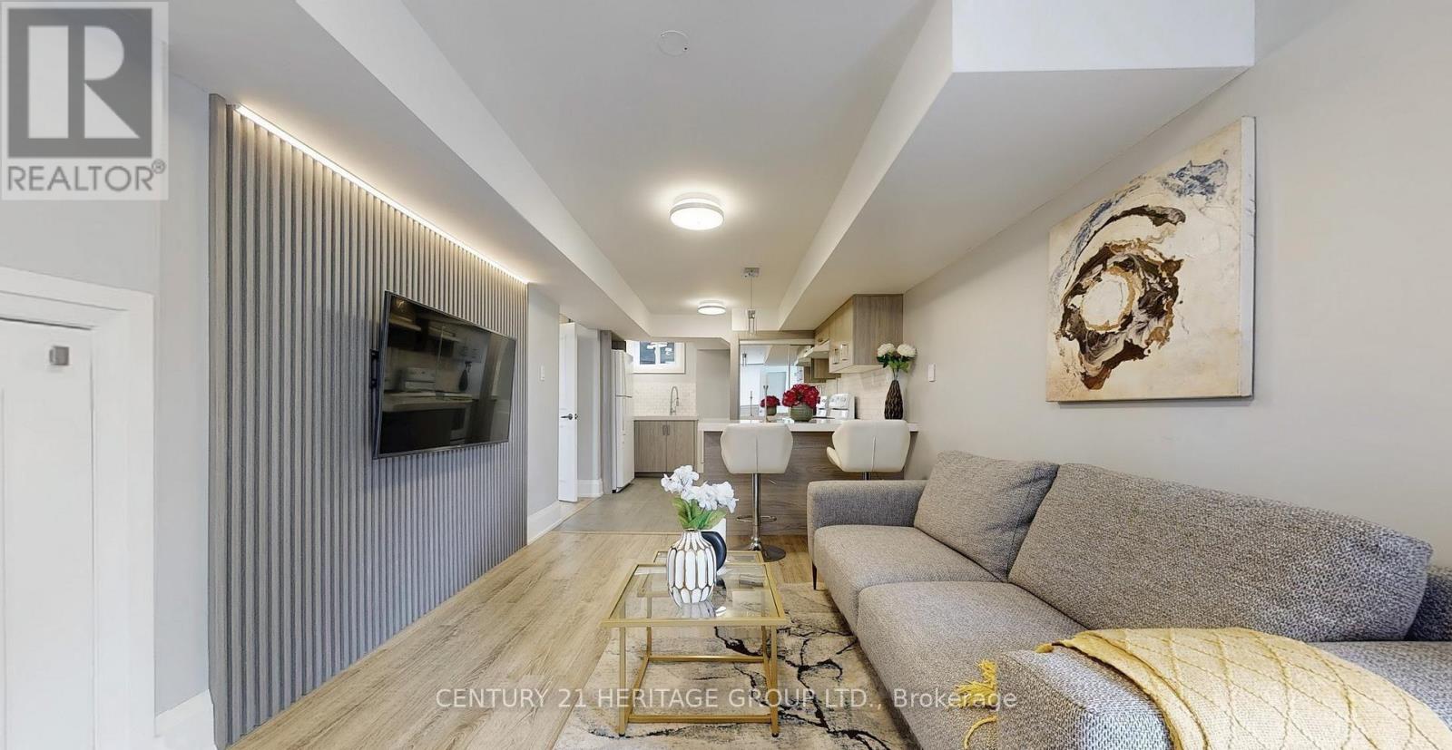 Lower - 29 Manadon Drive, Toronto, Ontario  M2M 1W8 - Photo 5 - C13006142