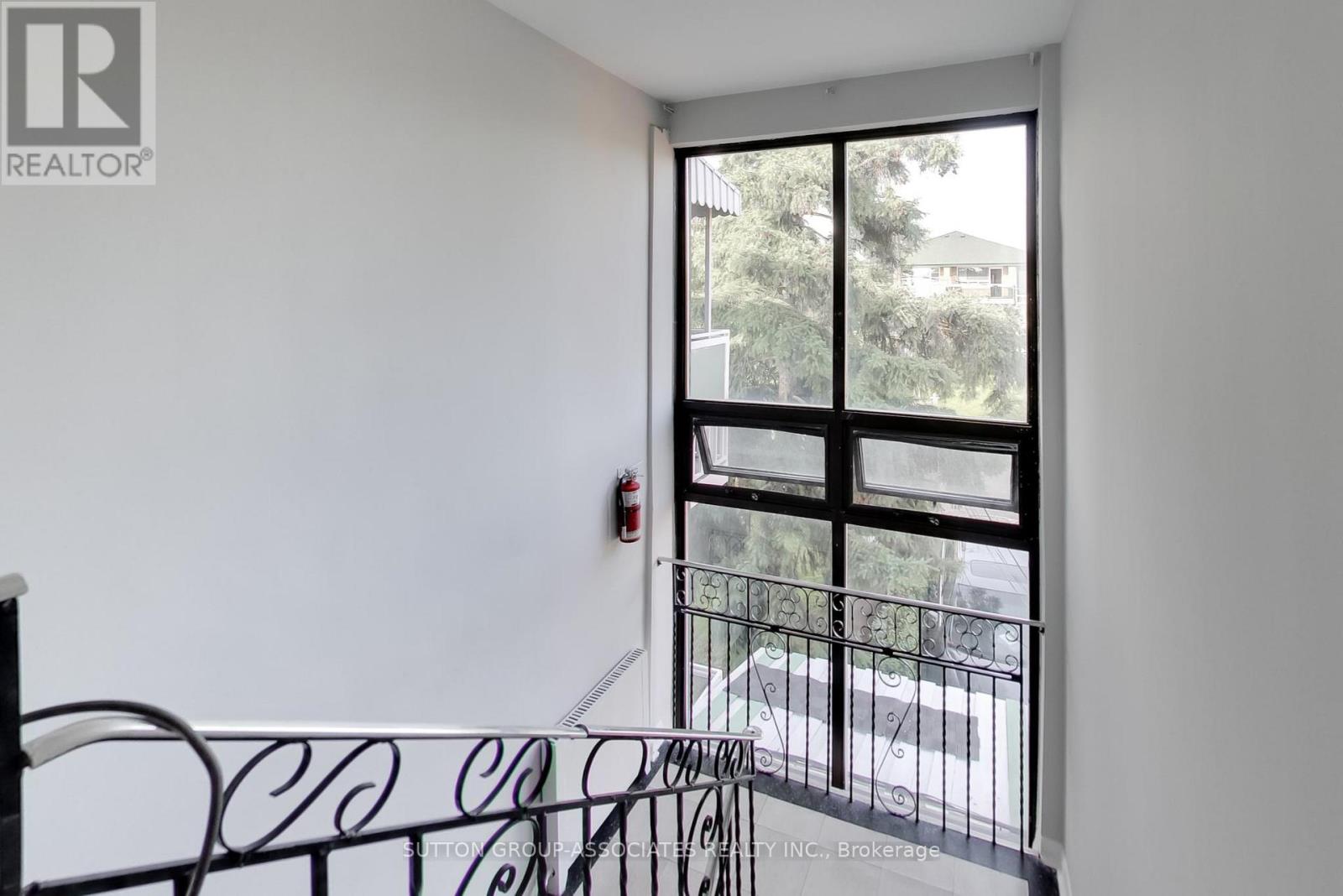 241 Pannahill Road, Toronto, Ontario  M3H 4N9 - Photo 29 - C13006182