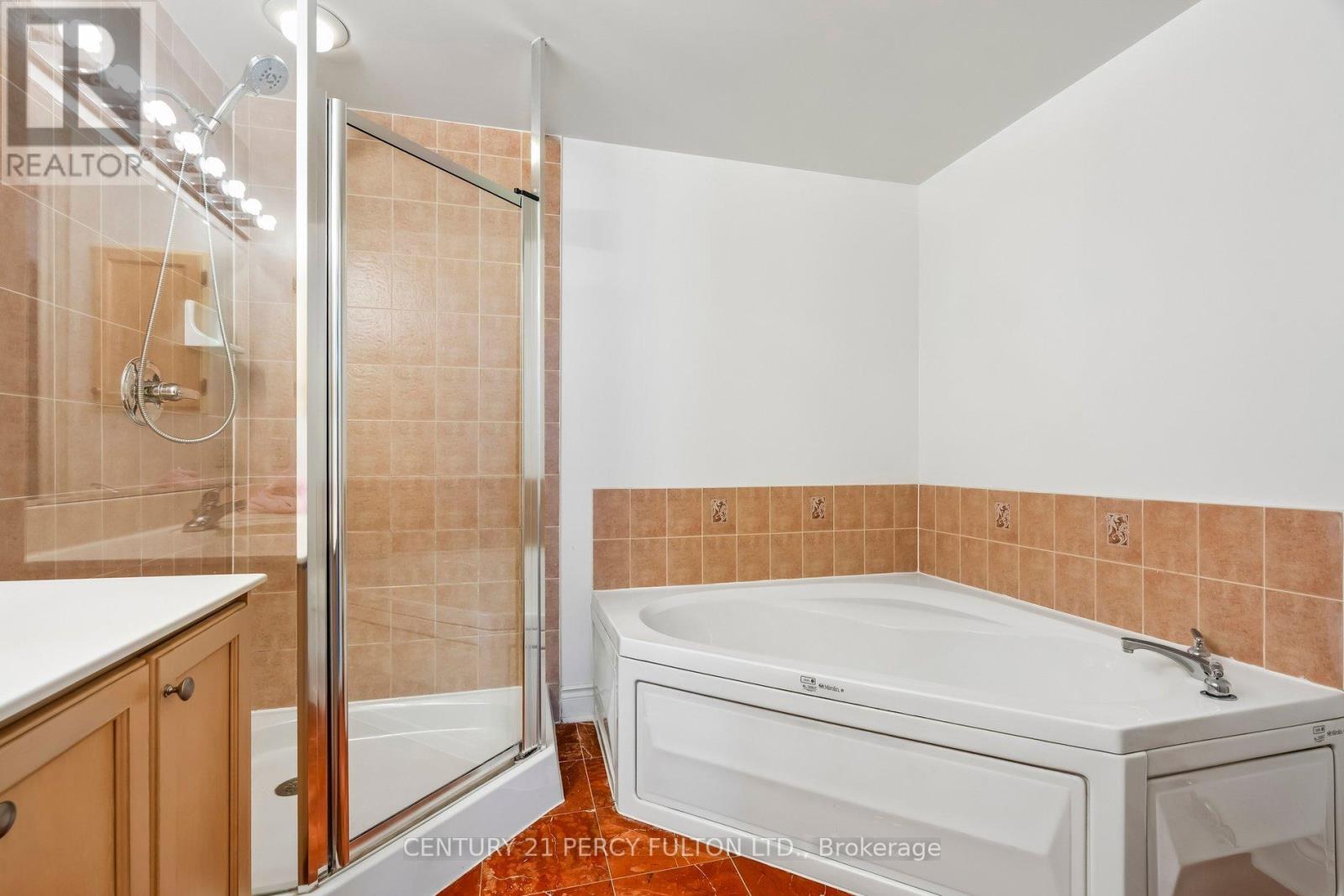 2703 - 1 Rean Drive, Toronto (Bayview Village), Ontario  M2K 3C1 - Photo 24 - C13006258