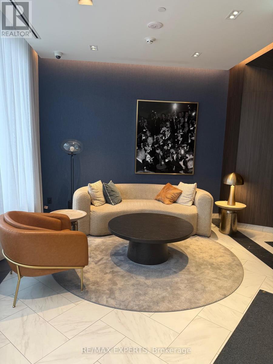 814 - 500 Dupont Street, Toronto, Ontario  M6G 1Y7 - Photo 6 - C13006274