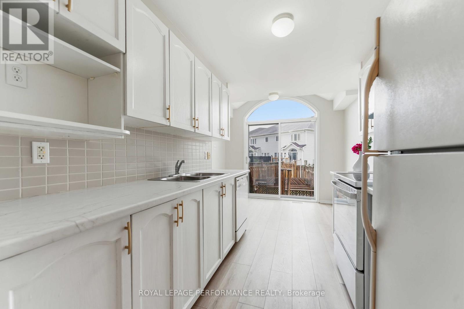 640 Louis Toscano Drive W, Ottawa, Ontario  K4A 0B3 - Photo 13 - X13006106