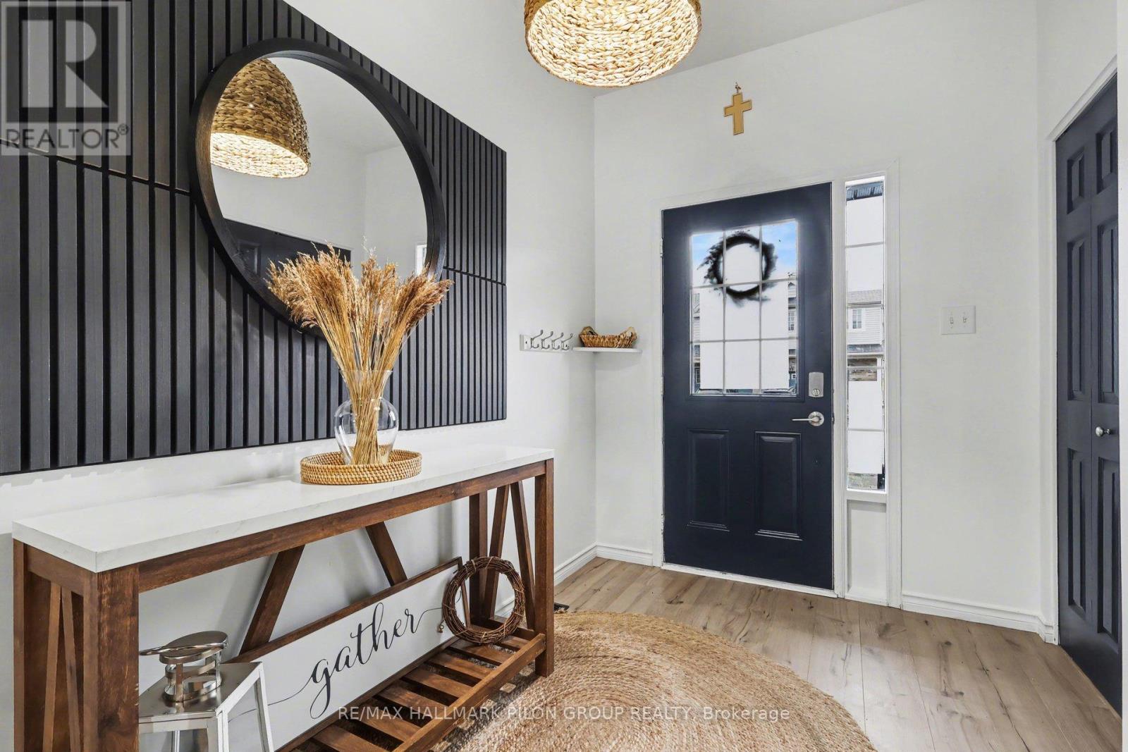 218 Rolling Meadow Crescent, Ottawa, Ontario  K1W 0B1 - Photo 10 - X13006206