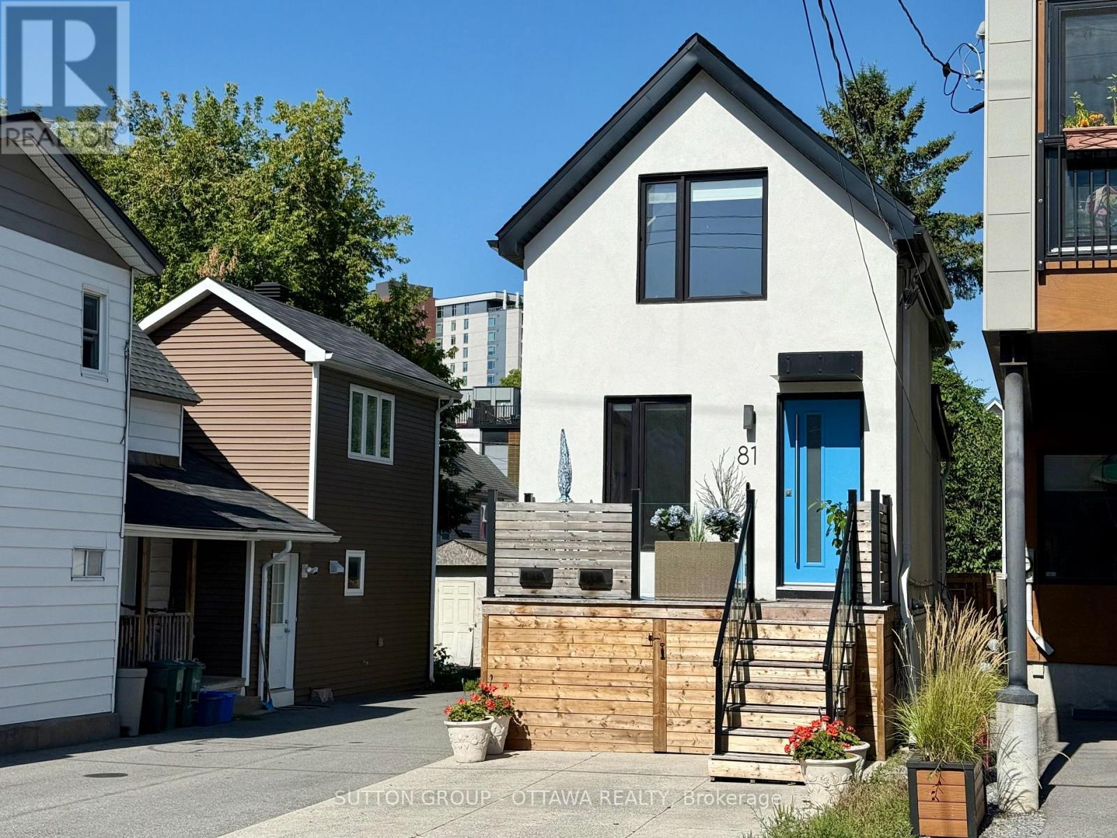 81 Armstrong Street, Ottawa, Ontario  K1Y 2V6 - Photo 2 - X13006282