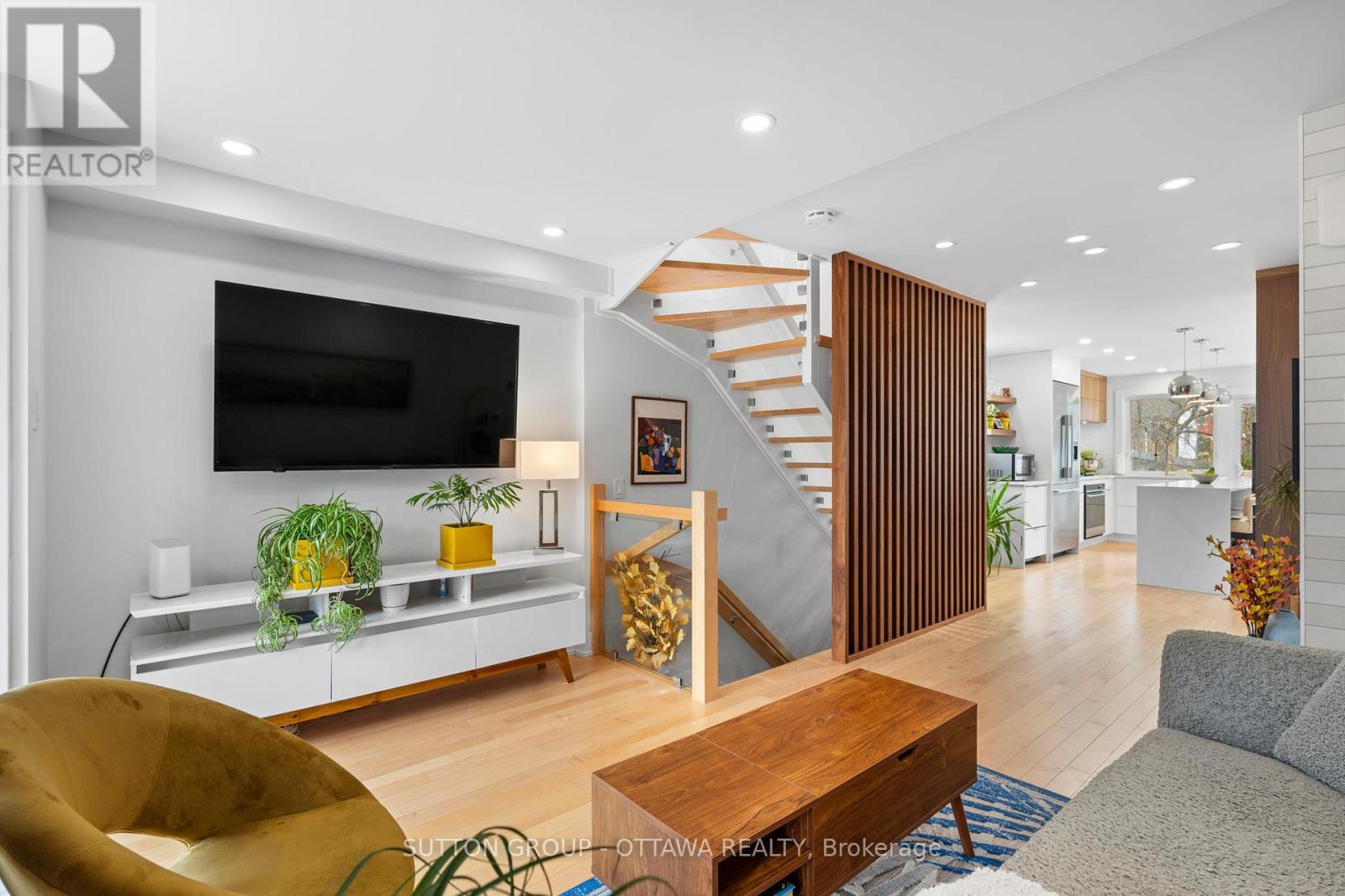 81 Armstrong Street, Ottawa, Ontario  K1Y 2V6 - Photo 8 - X13006282