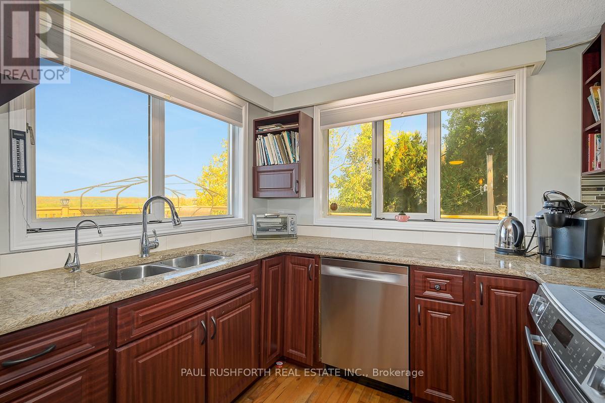 1565 Lilac Lane, Ottawa, Ontario  K4C 1C4 - Photo 18 - X13006284