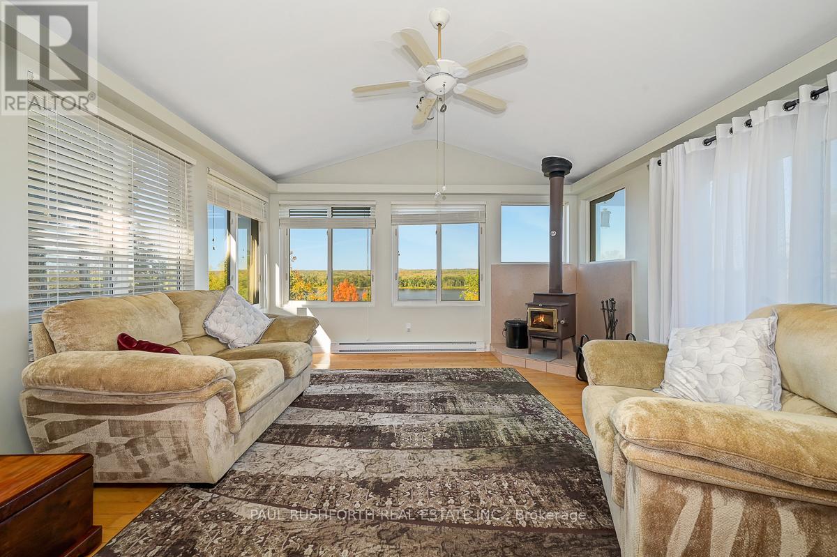 1565 Lilac Lane, Ottawa, Ontario  K4C 1C4 - Photo 8 - X13006284