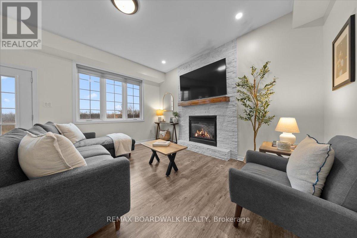 8044 Craig Farm Drive, Ottawa, Ontario  K0A 2P0 - Photo 4 - X13006294