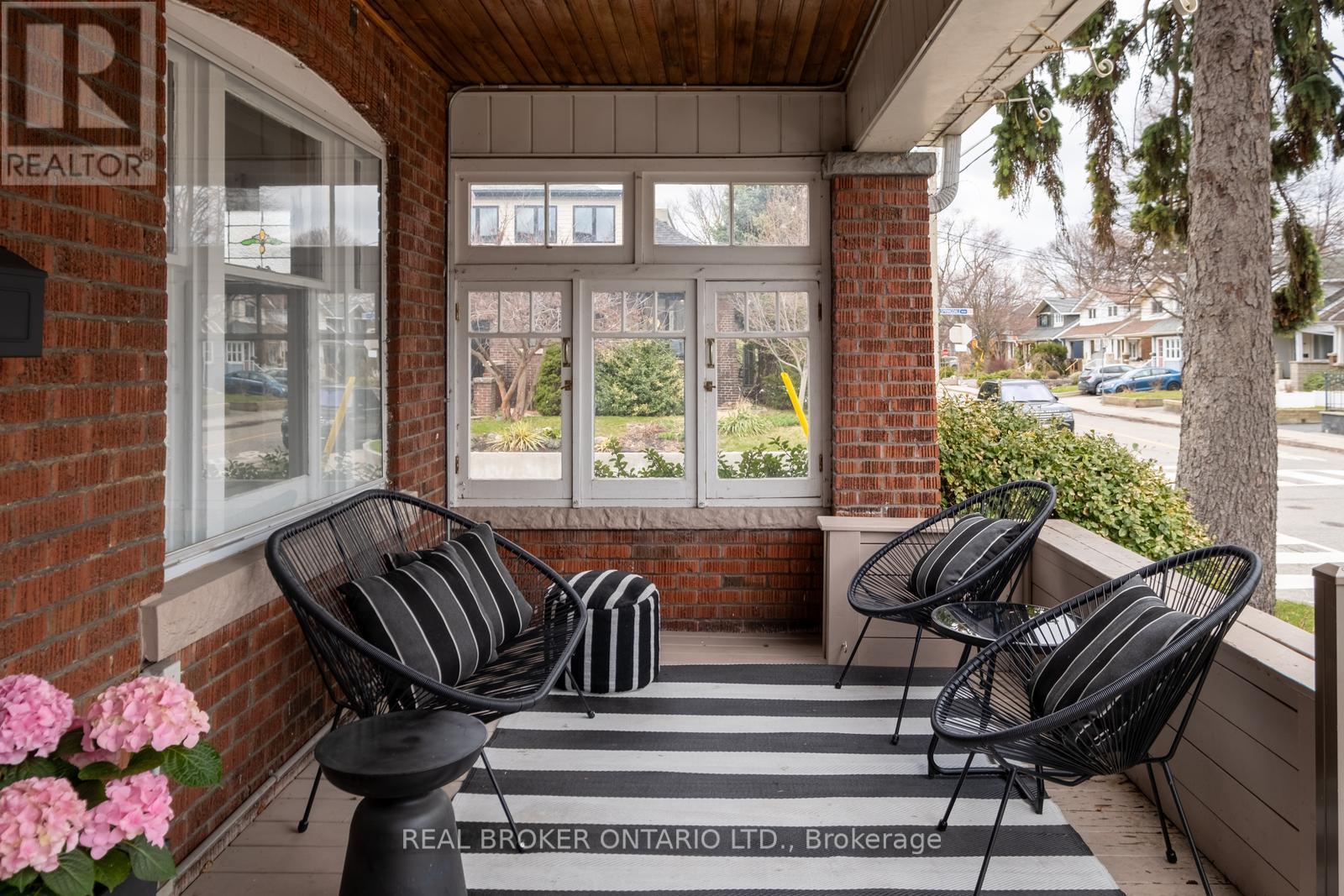 256 Monarch Park Avenue, Toronto, Ontario  M4J 4S5 - Photo 2 - E13006102