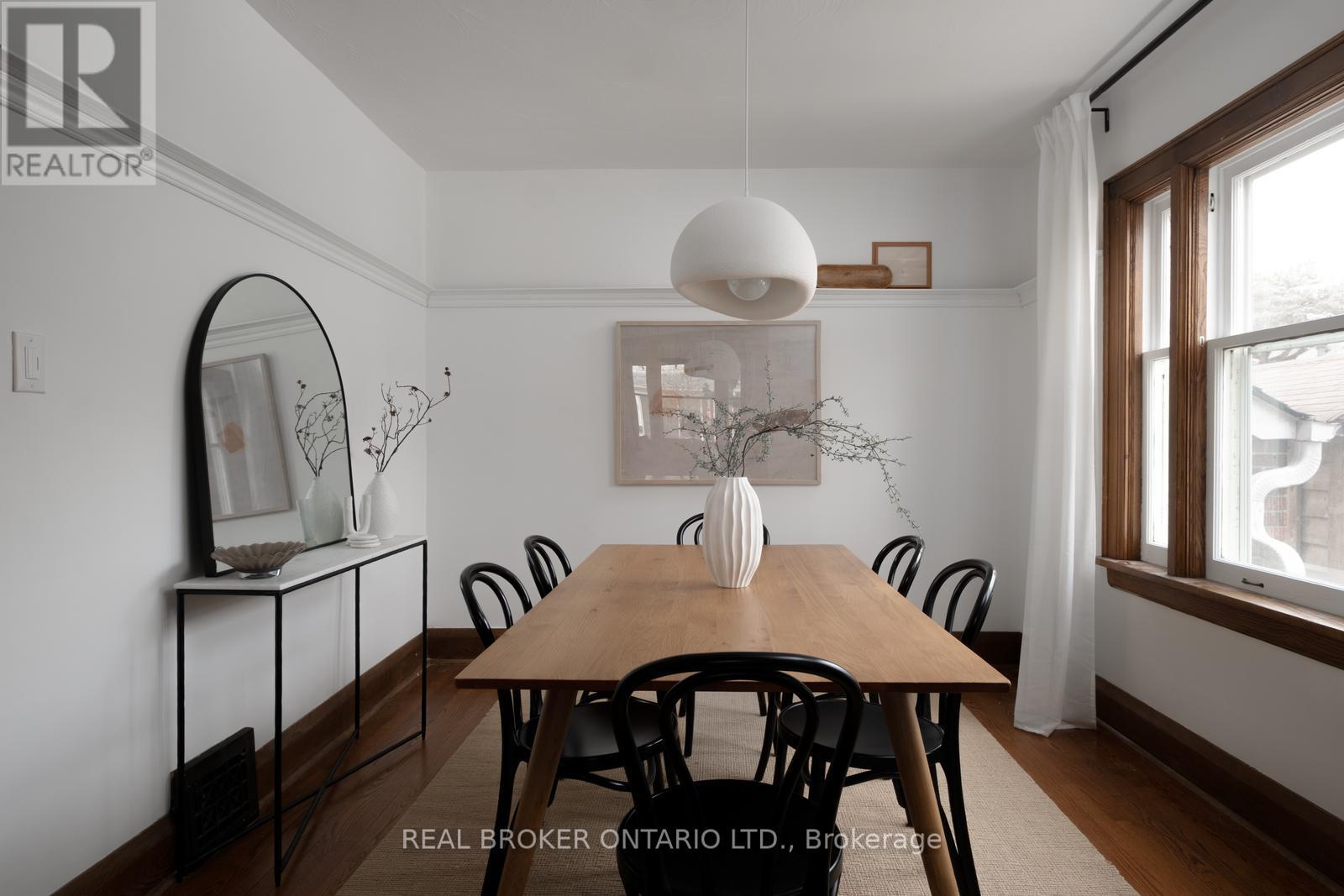 256 Monarch Park Avenue, Toronto, Ontario  M4J 4S5 - Photo 6 - E13006102