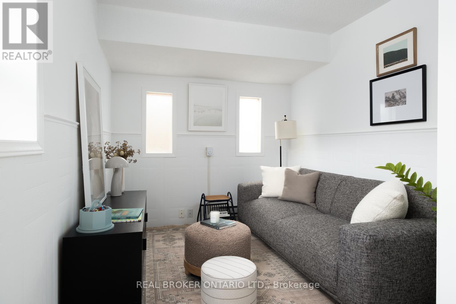 256 Monarch Park Avenue, Toronto, Ontario  M4J 4S5 - Photo 9 - E13006102