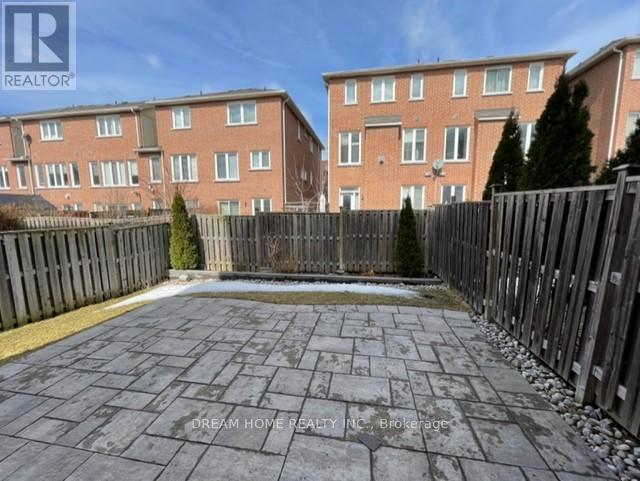 18 Yates Avenue, Toronto, Ontario  M1L 0C3 - Photo 5 - E13006116