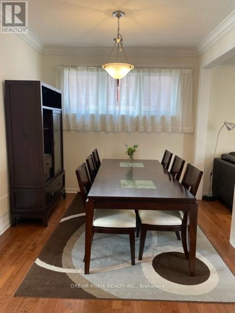 18 Yates Avenue, Toronto, Ontario  M1L 0C3 - Photo 6 - E13006116