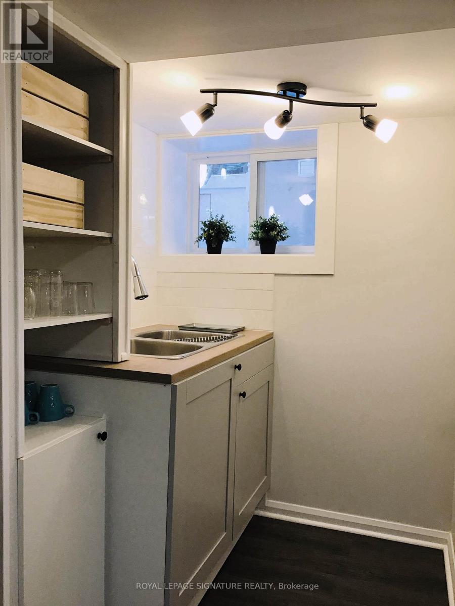 216 Parkmount Road, Toronto, Ontario  M4J 4V6 - Photo 30 - E13006156