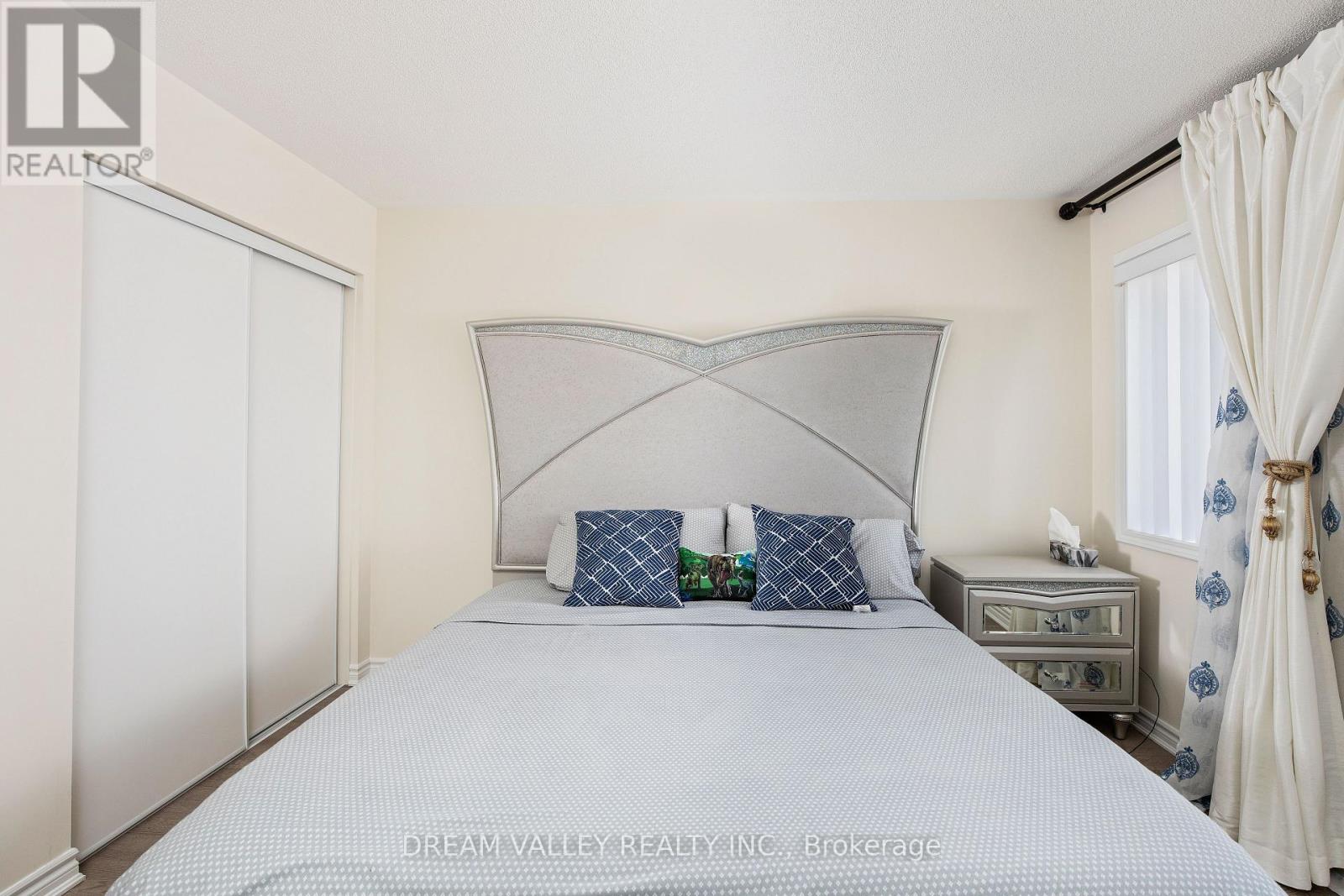 88 Jolly Way, Toronto, Ontario  M1P 0E2 - Photo 12 - E13006208