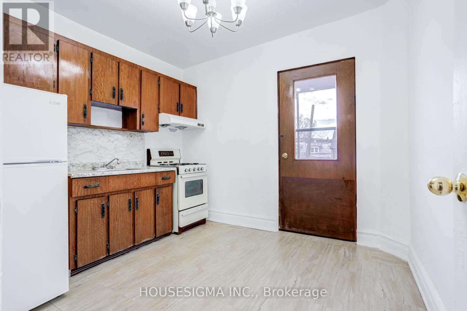 726 Adelaide Street W, Toronto, Ontario  M6J 1B1 - Photo 14 - C13001638