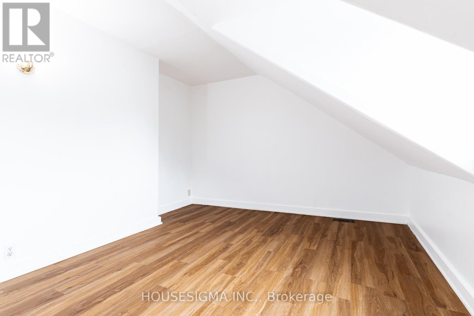 726 Adelaide Street W, Toronto, Ontario  M6J 1B1 - Photo 29 - C13001638