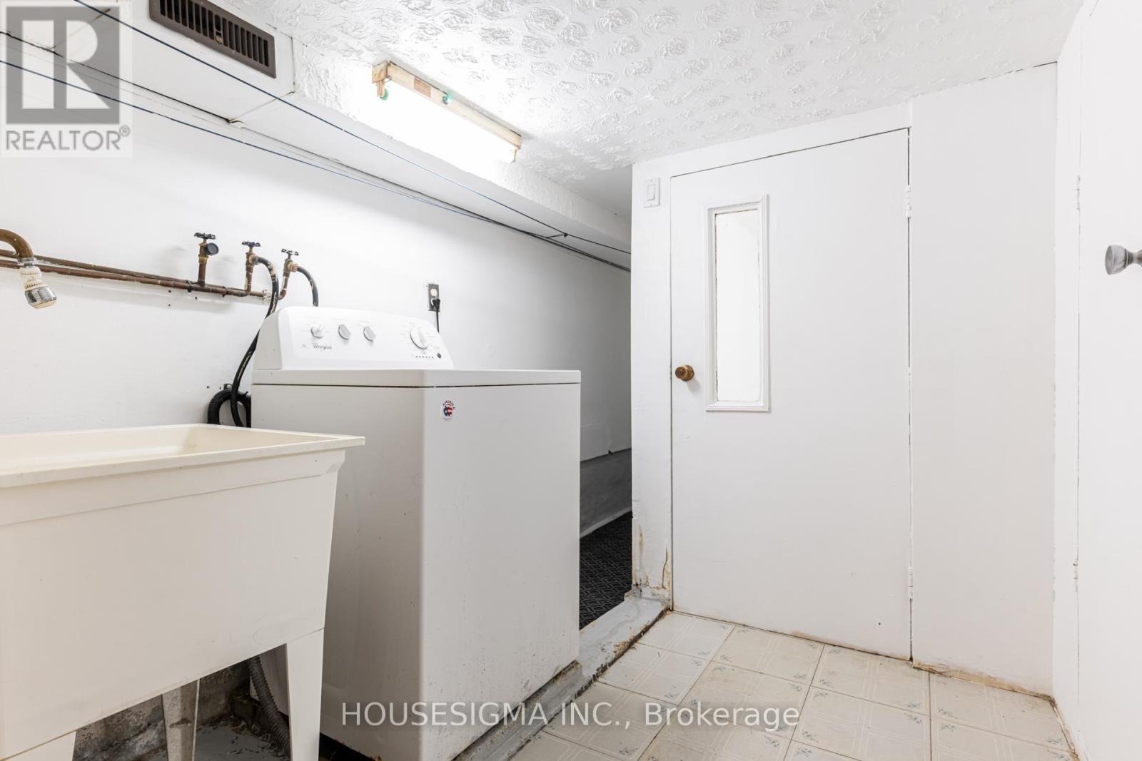 726 Adelaide Street W, Toronto, Ontario  M6J 1B1 - Photo 36 - C13001638