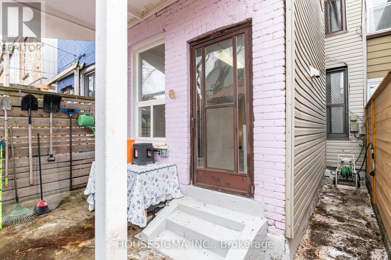 726 Adelaide Street W, Toronto, Ontario  M6J 1B1 - Photo 39 - C13001638