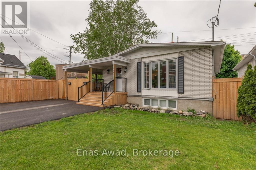 1 - 356 Shakespeare Street, Ottawa, Ontario  K1L 5L9 - Photo 2 - X13006088