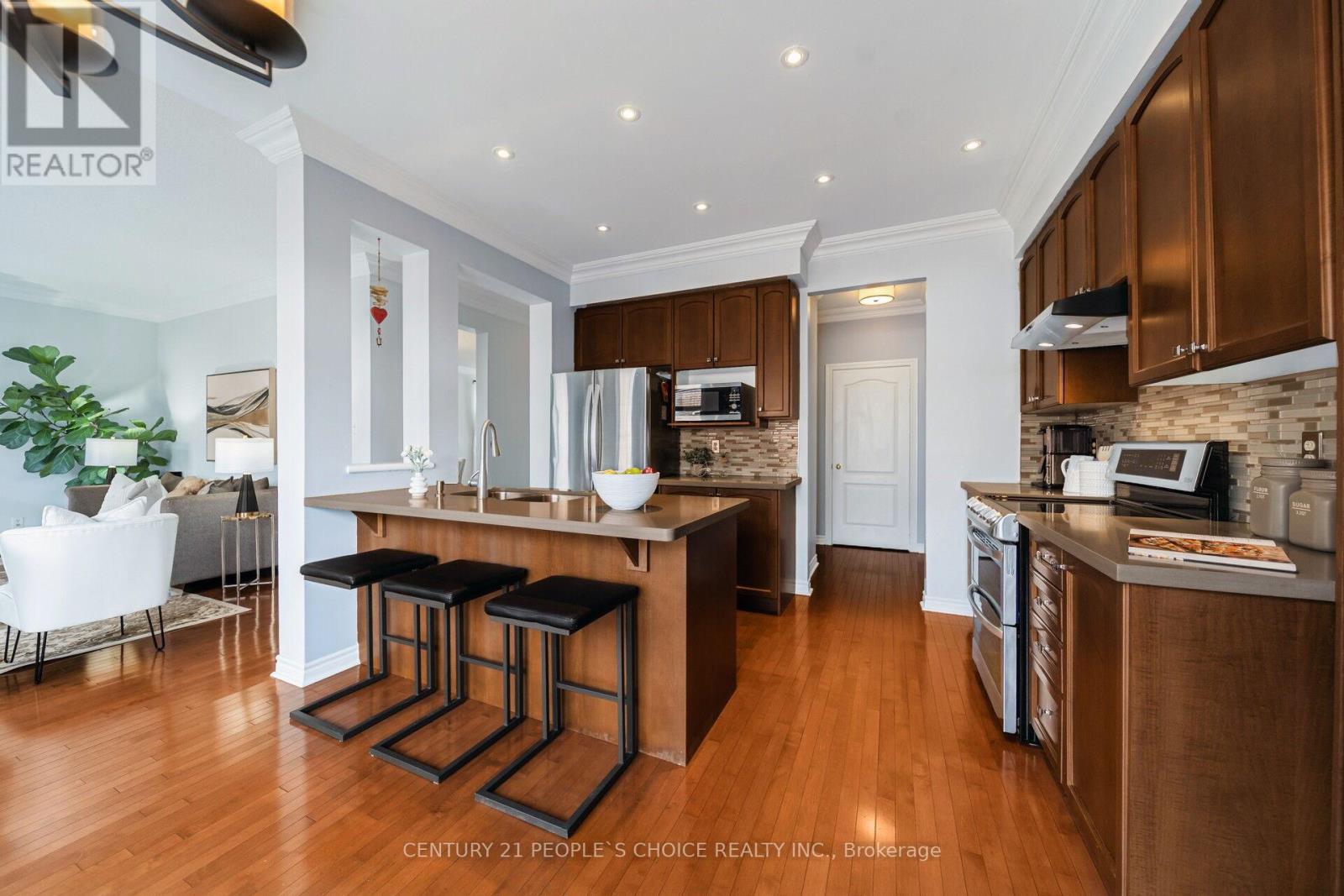 7107 Appletree Lane, Mississauga, Ontario L5W 1W5 - Photo 21 - W12944912