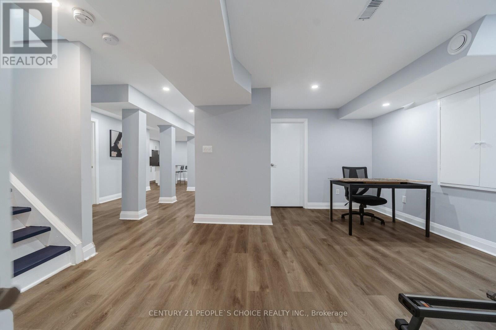 7107 Appletree Lane, Mississauga, Ontario L5W 1W5 - Photo 41 - W12944912